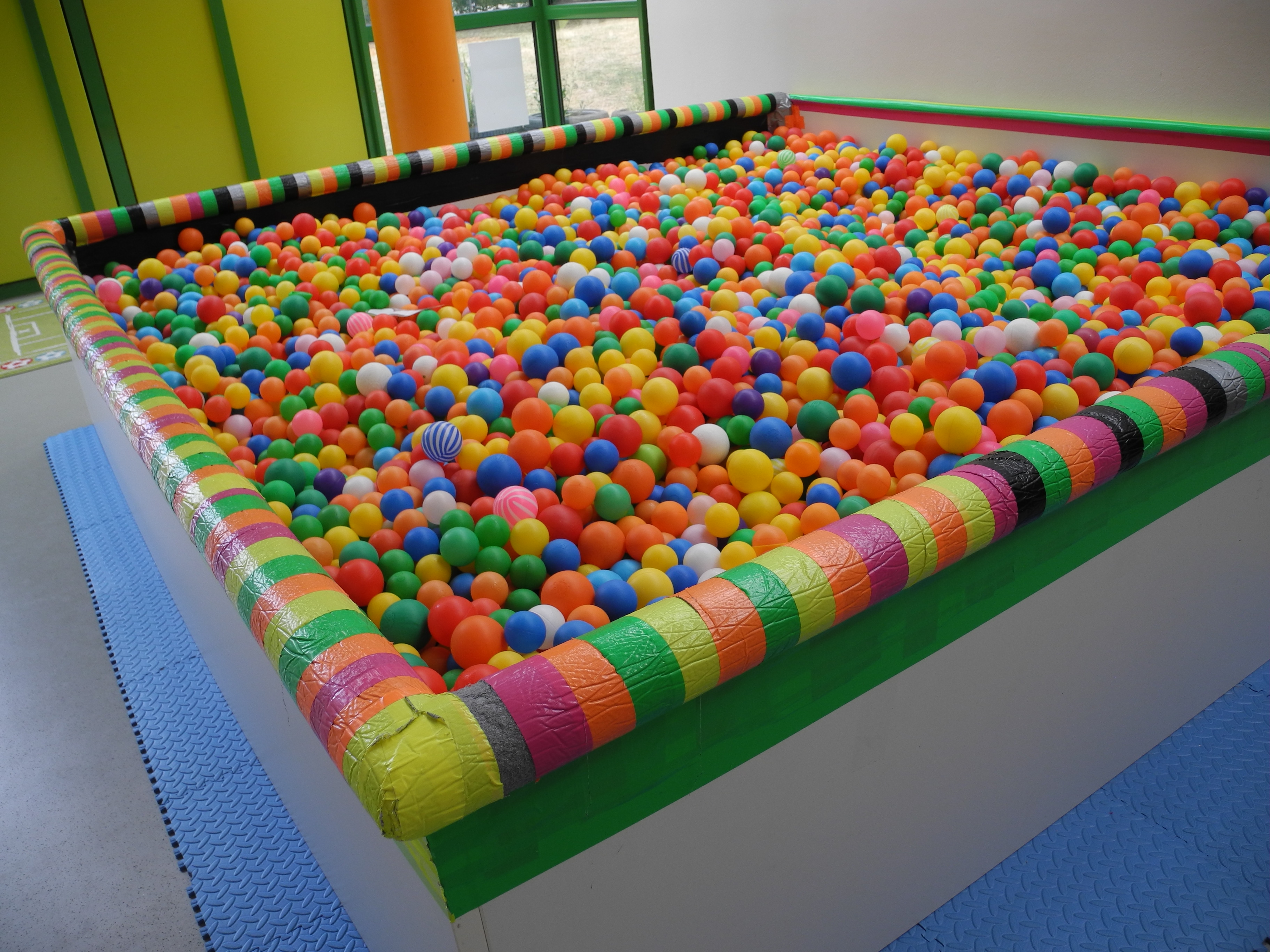 Schatzinsel Bällebad