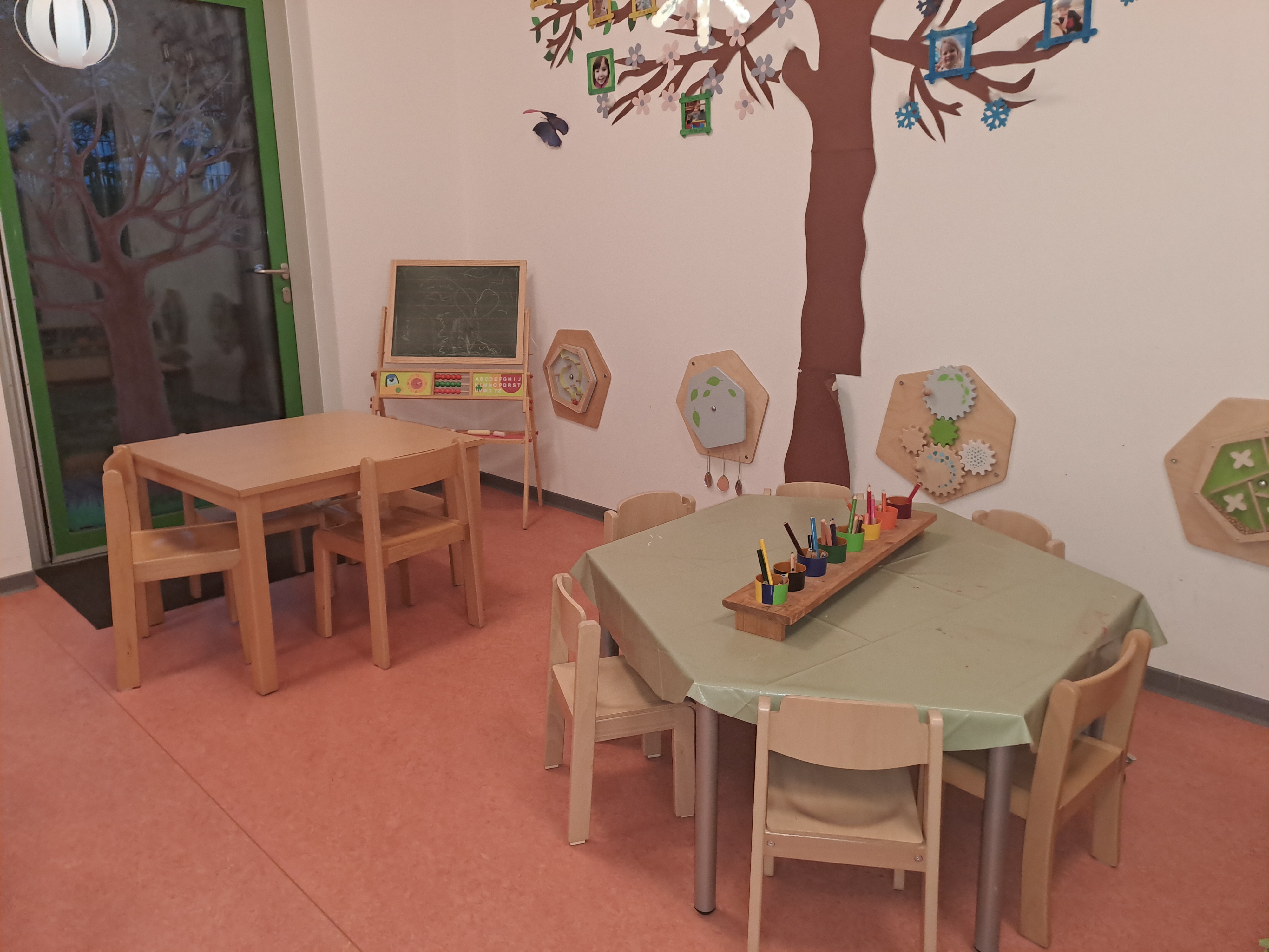 Kita Villa Kunterbunt Außen 2