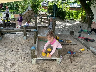Kita 'Kinderparadies Pusteblume'