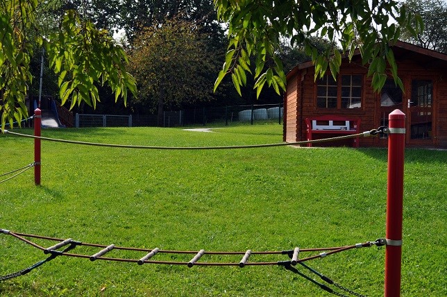 Außengelände 2 Kunterbunt
