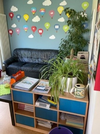 Regenbogen Personalzimmer 2